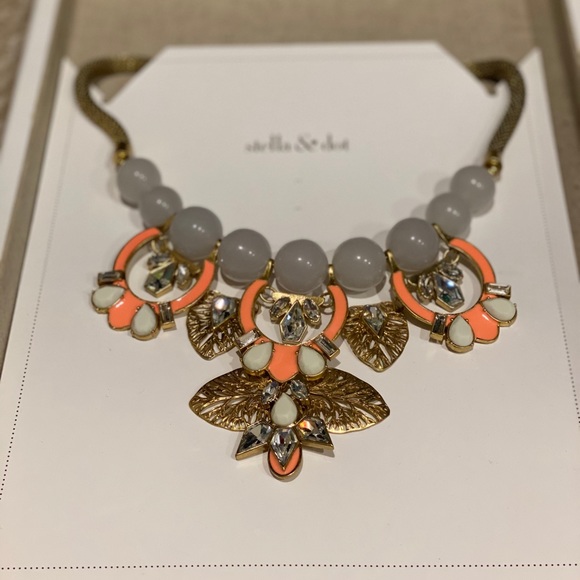 Stella and Dot Rivera Necklace - Picture 2 of 2